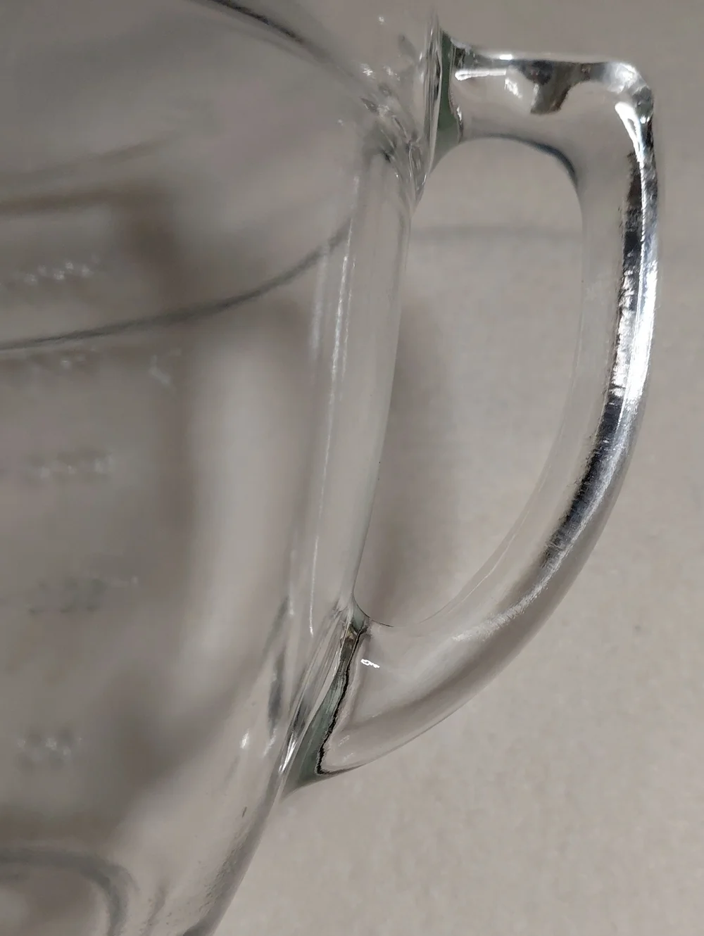 Anchor Hocking Clear, 2 QT. Glass Measuring Batter Bowl,with Handle and Spout